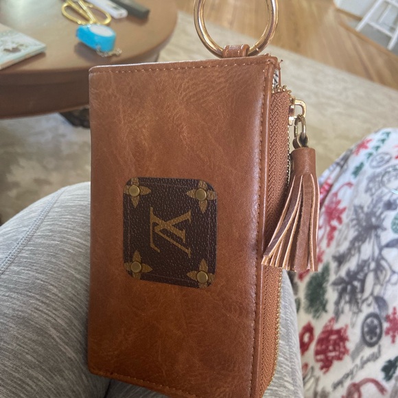 Repurposed Louis Vuitton Vegan leather wristlet! - Picture 3 of 6
